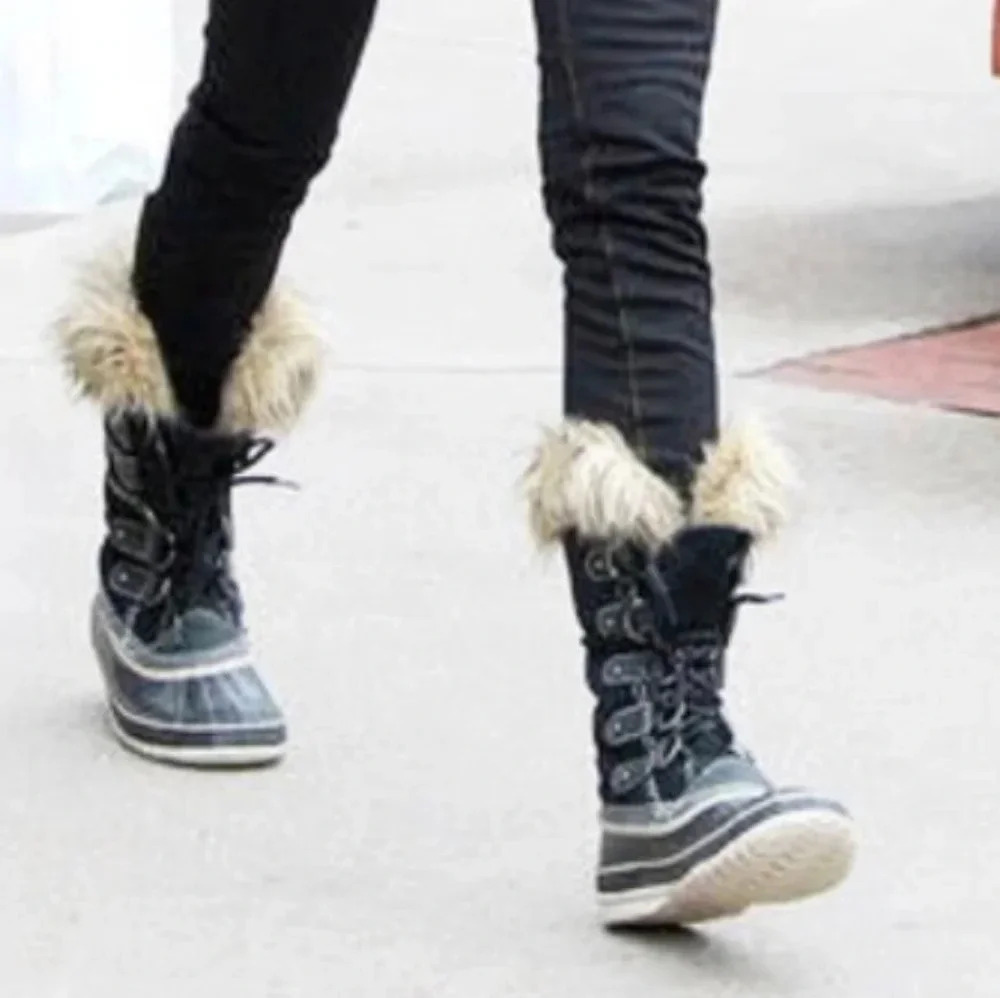 sorel  joan of arctic faux fur trim tie up leather suede winter boots size 6